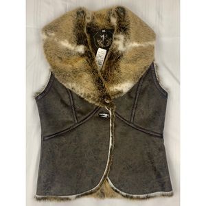 Tristan Vest NWT